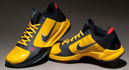 Bruce-Lee-x-Nike-Zoom-Kobe-V-5-540x294