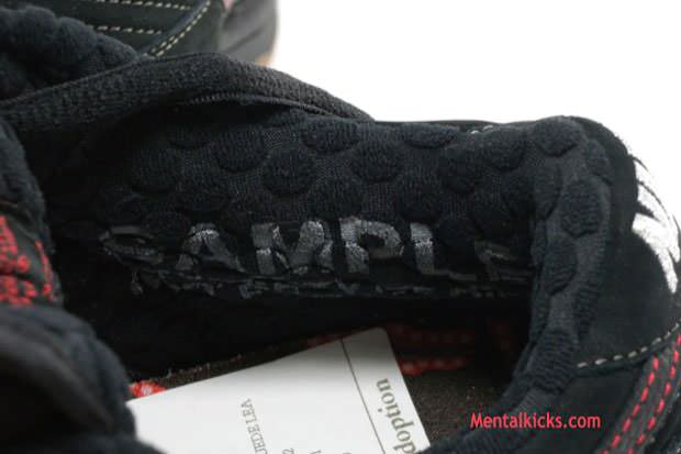 Nike SB Dunk Low Black/3M Sample