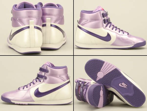 Nike WMNS Aerofit High - Valentine's Day 2010