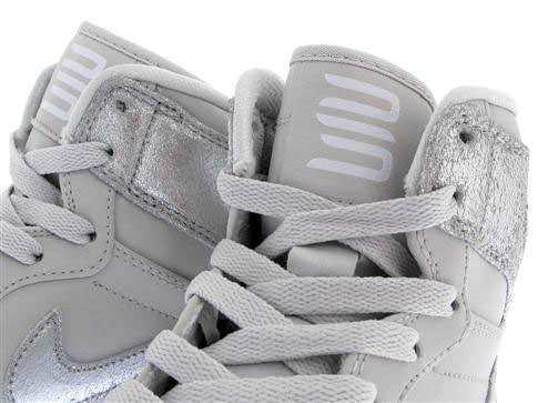 Air Jordan 1 "Silver Anniversary"