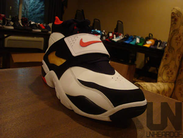 Nike Air Diamond Turf