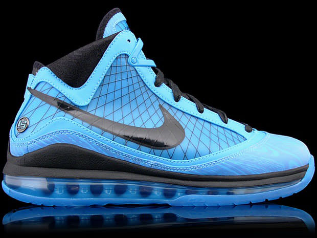 Nike Air Max LeBron VII "All-Star" Detailed Photos