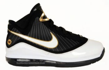 Nike Air Max LeBron VII White/Black-Metallic Gold