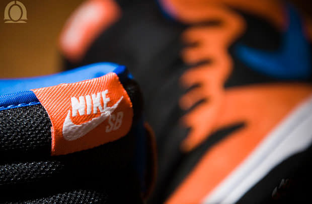 Nike SB Dunk High Supreme Deep Orange/Blue Sapphire-Black