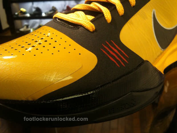 Nike Zoom Kobe V "Bruce Lee"