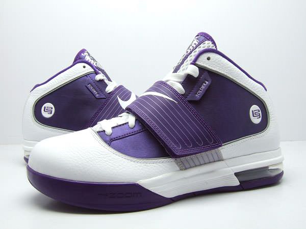 Nike Zoom Soldier IV TB