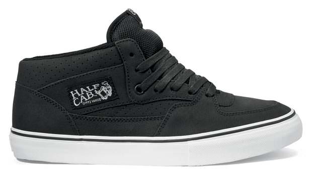 Vans Half Cab Pro for Spring - Supertuff Suede, Black