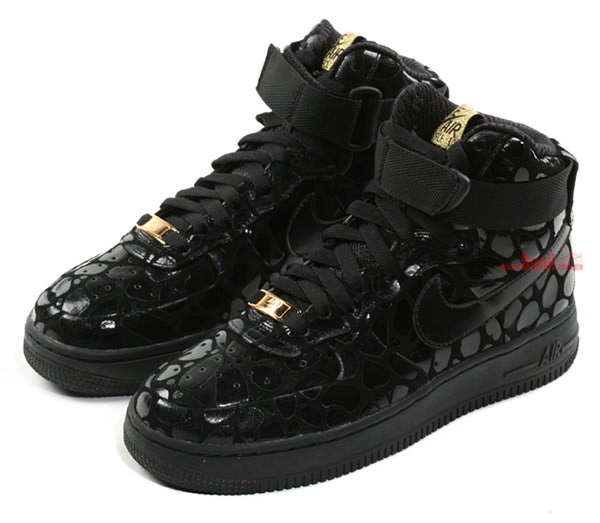 Nike WMNS Air Force 1 Hi Supreme LE