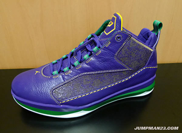 Air Jordan CP3.III - Mardi Gras