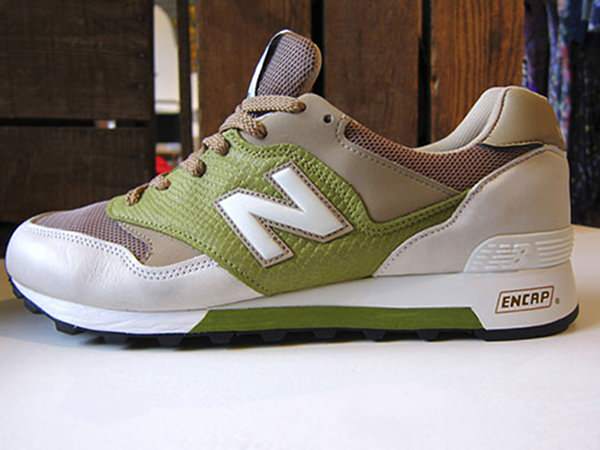 New Balance 577