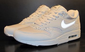 Nike Air Max 1 "Try-On"