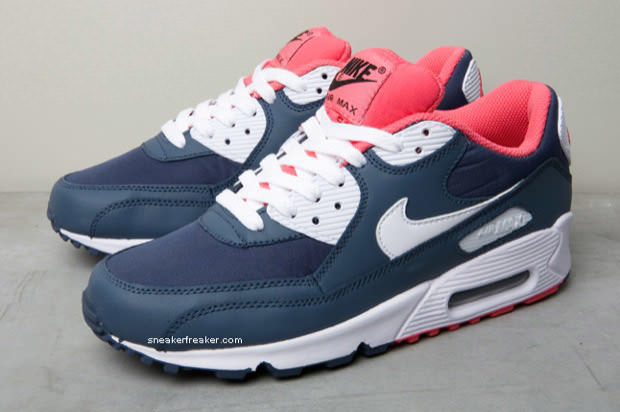 Nike Air Max 90 Preview