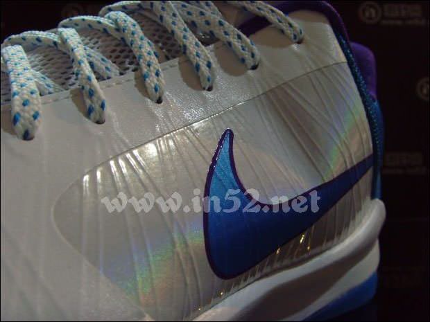 Nike Zoom Kobe V "Charotte Hornets"