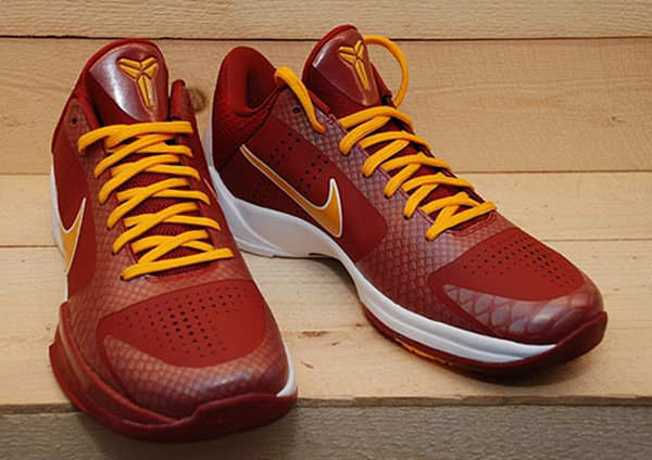 Nike Zoom Kobe V - USC