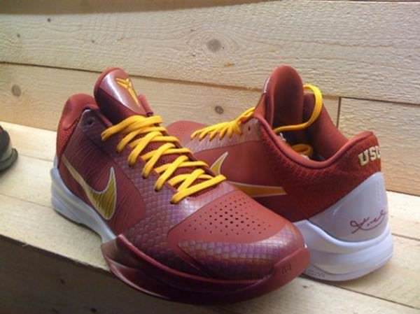 Nike Zoom Kobe V - USC