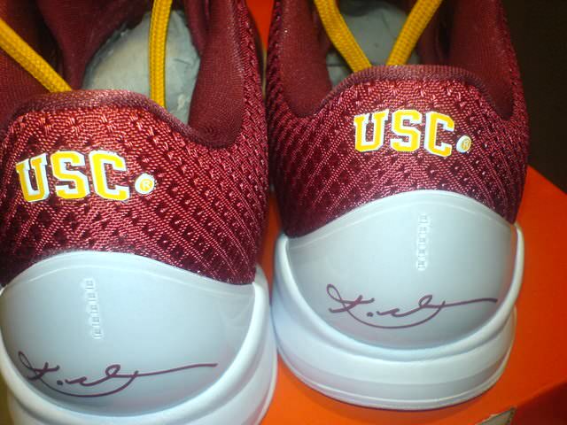 Nike Zoom Kobe V - USC