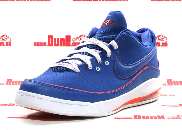 Nike Air Max LeBron VII