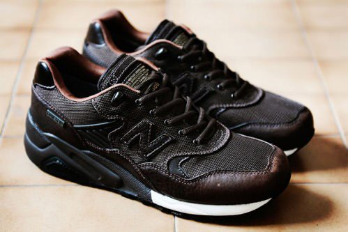 New Balance MTG580 "B-3"