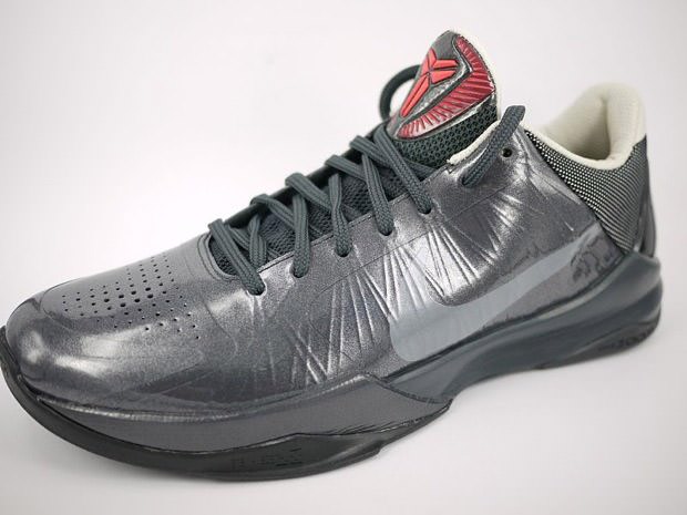 Nike Zoom Kobe V "Aston Martin DB9" Pack