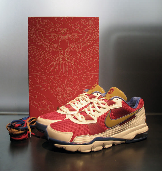 Nike Trainer SC 2010 Low Manny Pacquiao PE