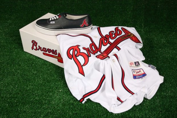 Vans Vault Authentic LX "Atlanta Braves"