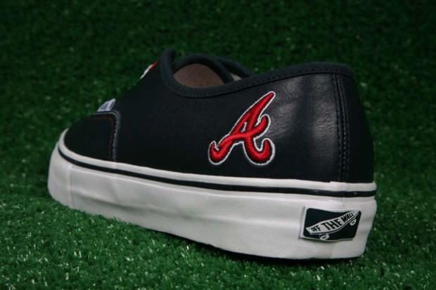 Vans Vault Authentic LX "Atlanta Braves"