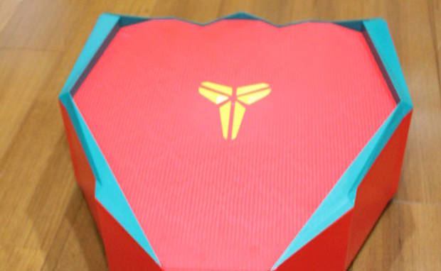 Nike Zoom Kobe VII "Year of the Dragon" Packaging