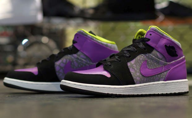 Air Jordan 1 Phat GS Black/Violet-Pop Cyber