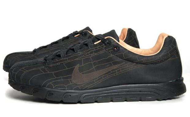 Nike Mayfly Black/Beige