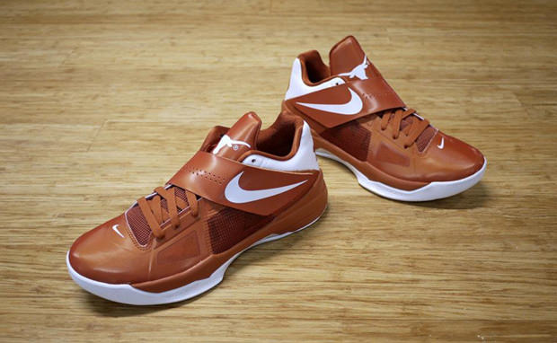 Nike Zoom KD IV University of Texas PE