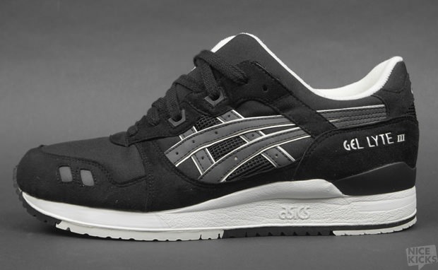 ASICS Gel Lyte III "Pirate Black"