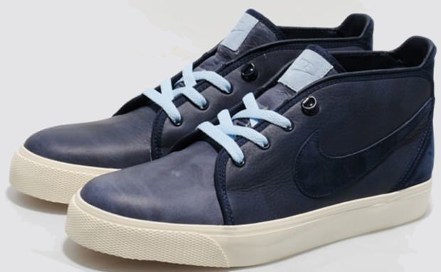 Nike Toki Navy/Pastel Blue