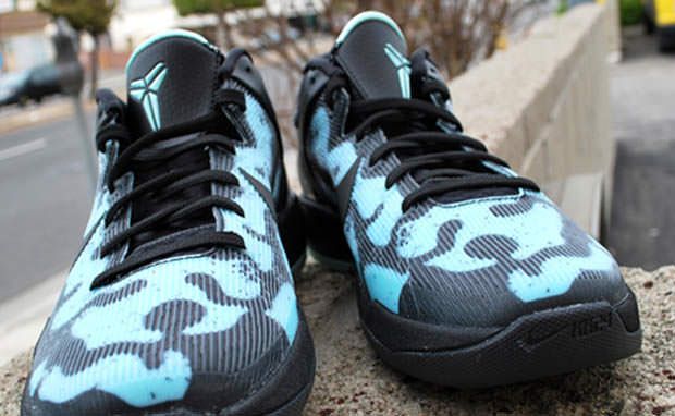 Nike Zoom Kobe VII Poison Dart Frog "Mint"