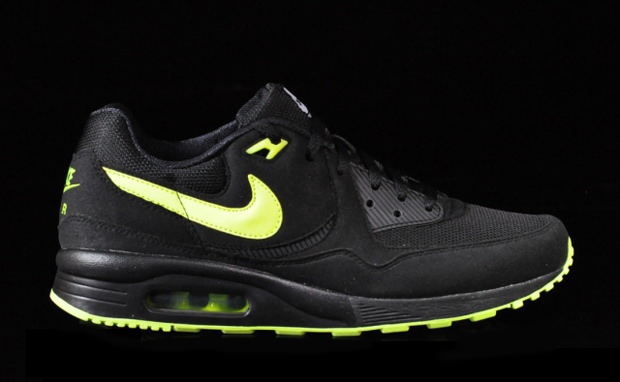 Nike Air Max Light Black/Volt