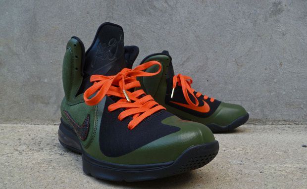 Nike LeBron 9 "UNDFTD" Custom