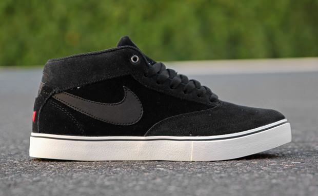 Levi's x Nike SB Omar Salazar