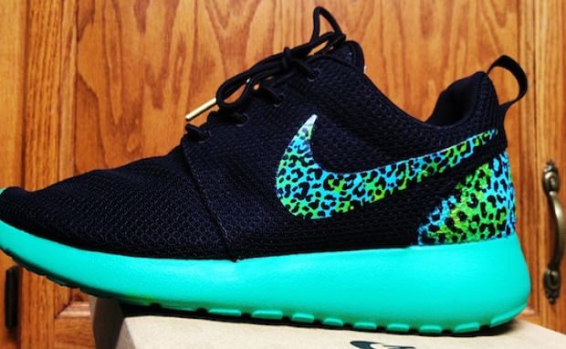 Nike Roshe Run "Versace x H&M" Custom