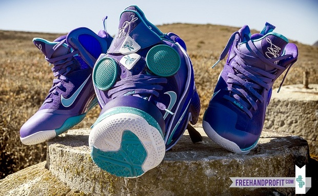 Nike LeBron 9 "Summit Lake Hornets" Gas Mask