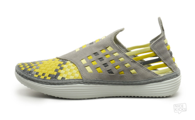 Nike Solarsoft Rache Woven Premium "Vivid Sulfur"