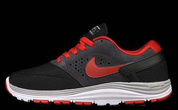 Nike SB Lunar Rod Black/University Red