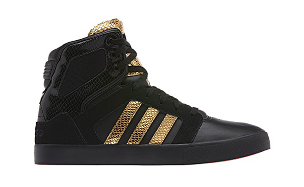 adidas Neo Bball Black/Metallic Gold-Red