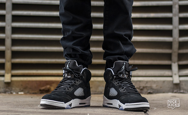 11.26.13-Air-Jordan-5-Oreos-On-Foot-1