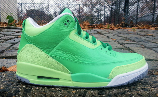 Air Jordan 3 Emerald Custom