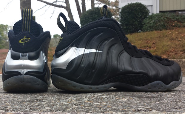 nike-air-foamposite-one-dark-knight-custom-1