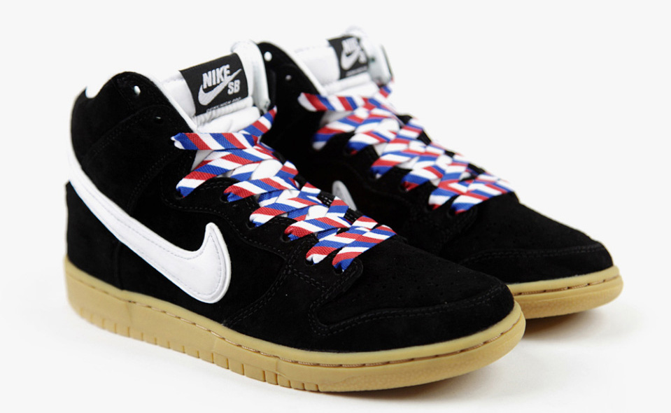 Fly x Nike SB Dunk High Barber