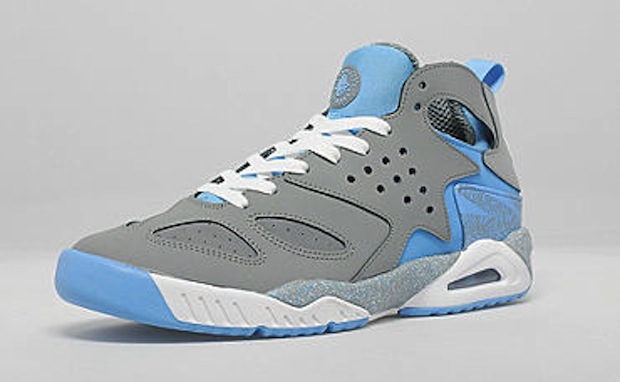 nike-air-tech-challenge-huarache-cool-grey