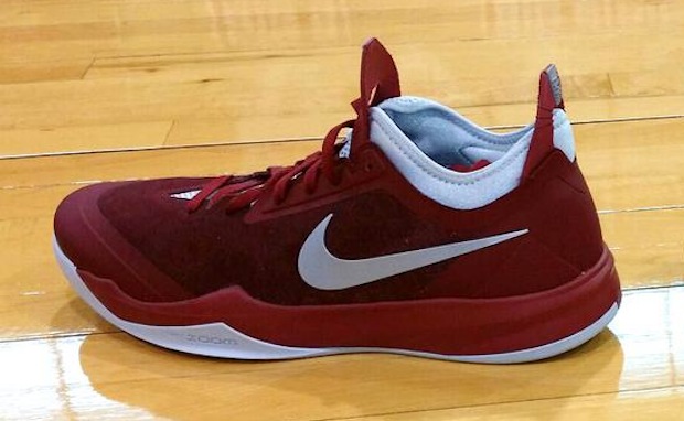 nike-zoom-crusader-hyperrev-oklahoma-pe