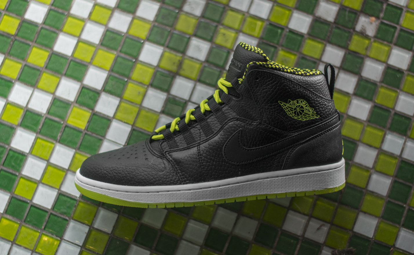 Air Jordan 1 Retro 94 Venom Green