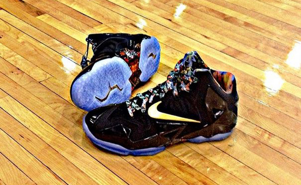 Nike LeBron 11 Watch the Throne