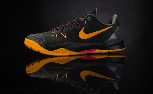 nike-zoom-kobe-venomenon-4-black-gold-crimson-5